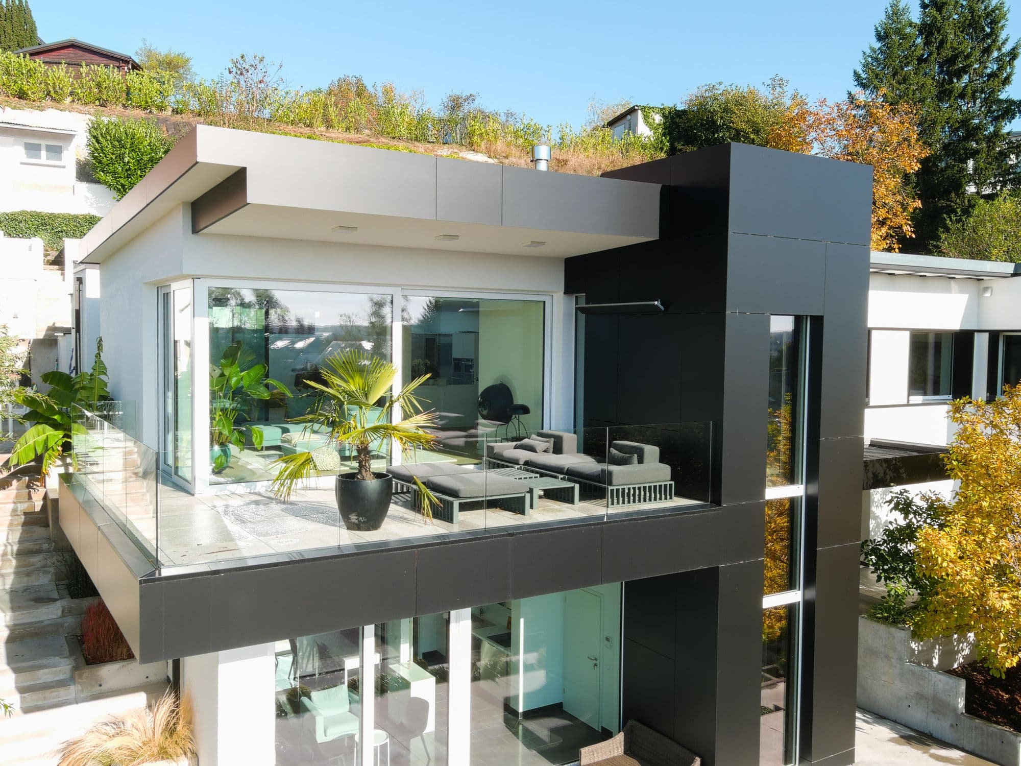 Frameless glass balustrade, built to your run